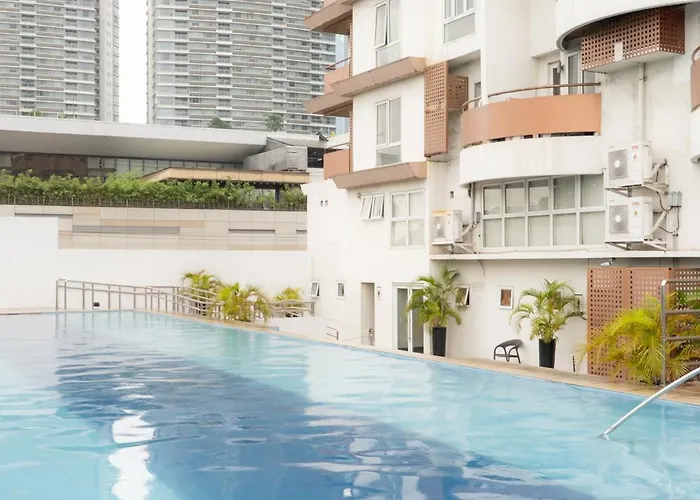 Escape In Mandaluyong
