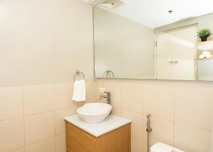 Escape In Mandaluyong Apartment Manila
